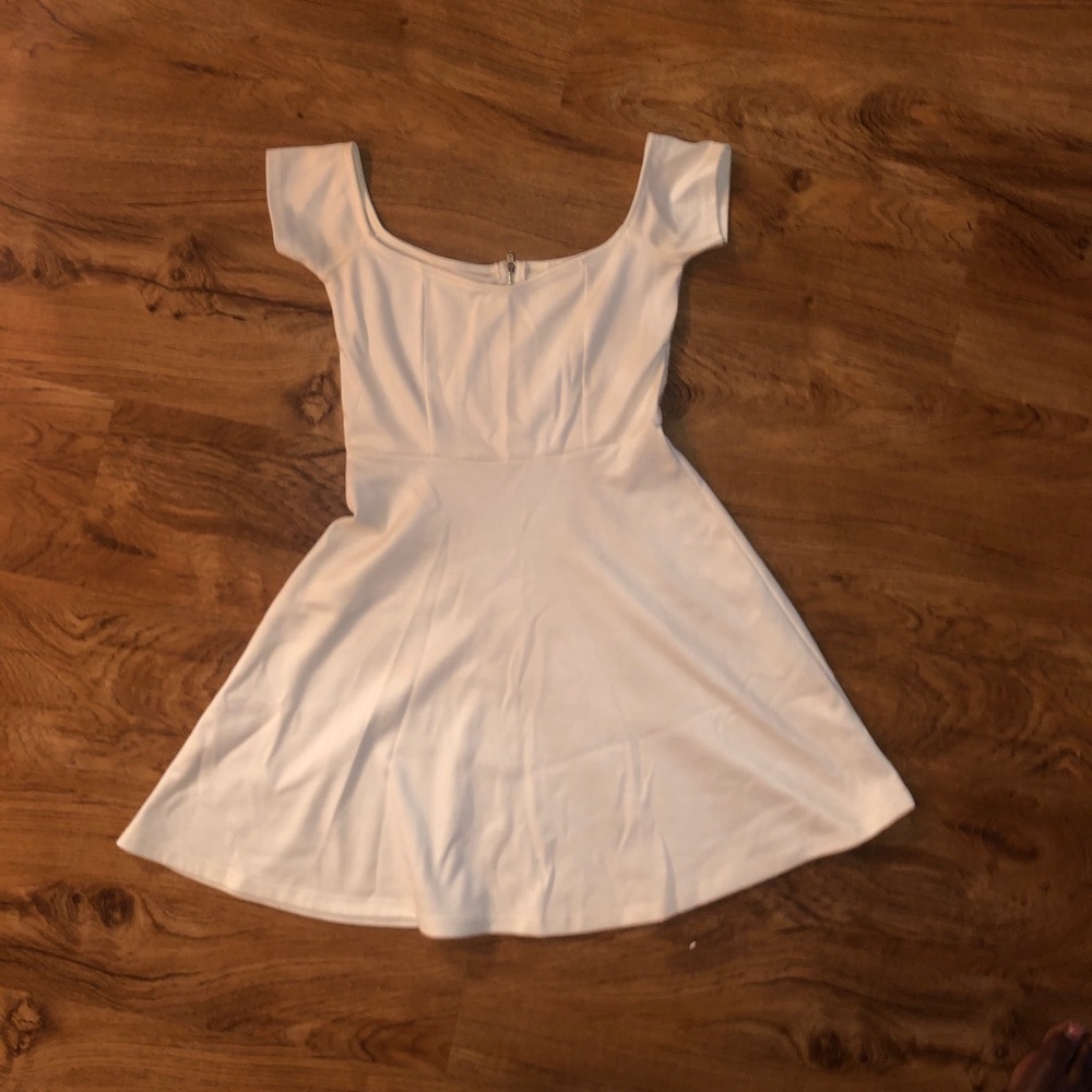 Tobi Off the shoulder dress